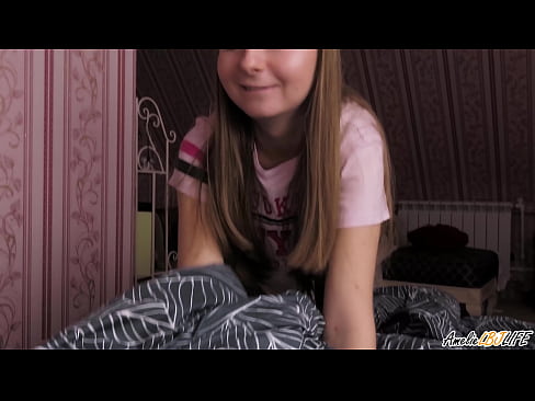 ❤️ Bidh Blondie a’ tarraing a BFF gu domhainn agus a’ faighinn cum na beul Super porn aig gd.yinshuabang.top ﹏