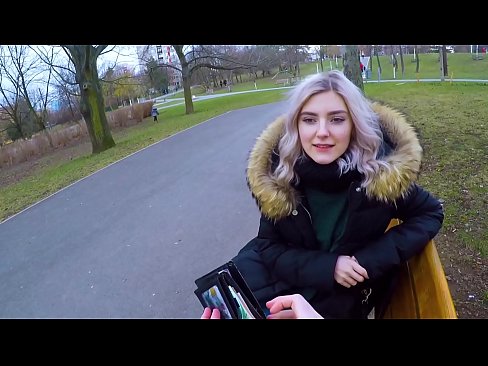 ❤️ Swallows hot cum coigreach airson airgead - blowjob anns a 'phàirc le Eva Elfie Super porn  aig gd.yinshuabang.top ﹏